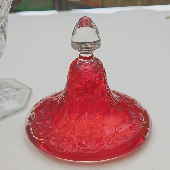 Very Elegant Vintage Candy Dish - Picture 3 of 3